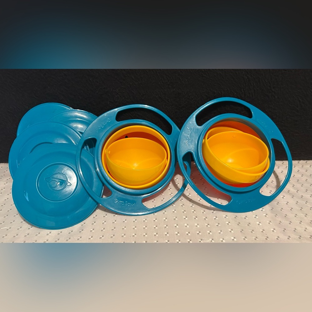 2-Gyro Bowls 360 Dgree Rotation Spill Resistant Gyroscopic Bowl with 4 Lids